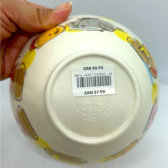 Disney Meal Time Magic Winnie the Pooh & Friends Tsum Tsum Bowl, NWT. - Picture 4 of 4